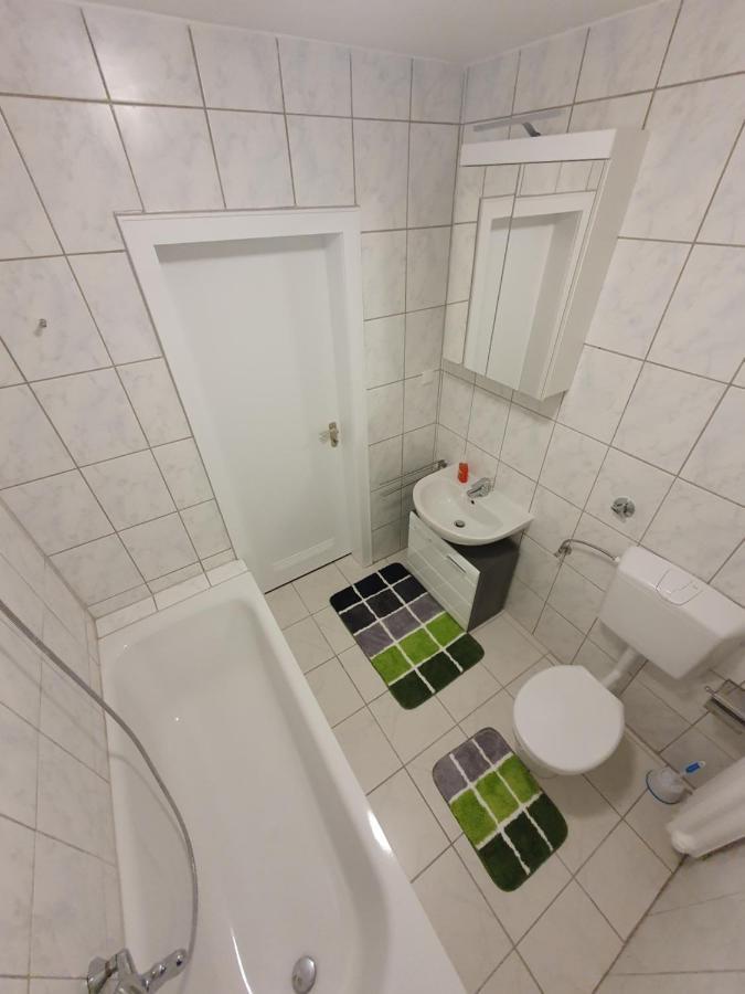 Ferienwohnung Schlossstrasse Essen Exterior foto